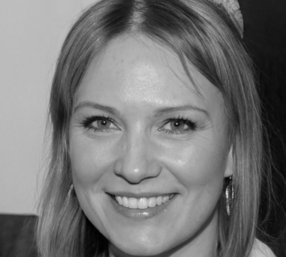 Portrait de Claire Rousseau, formatrice coiffure événementielle